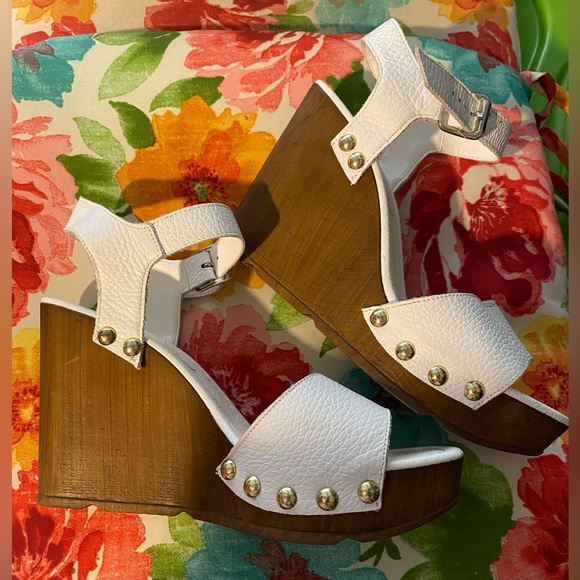 White Wedge Heels - Picture 4 of 5